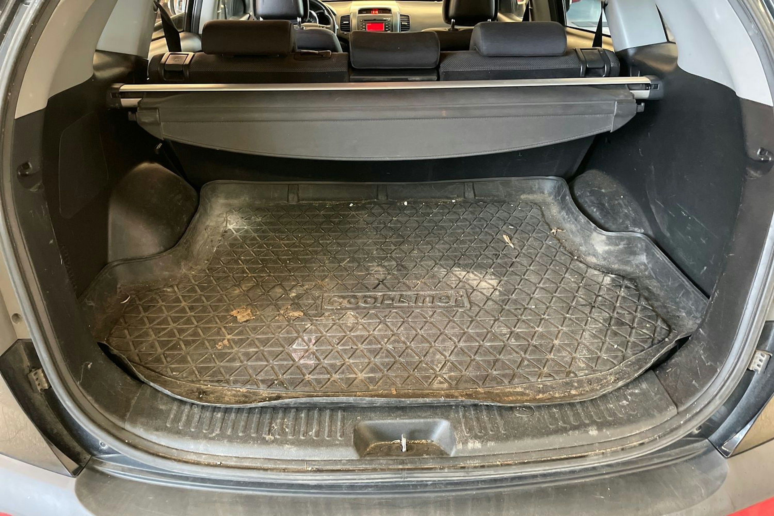 Musta Kia Sorento 2010 kuva 18.