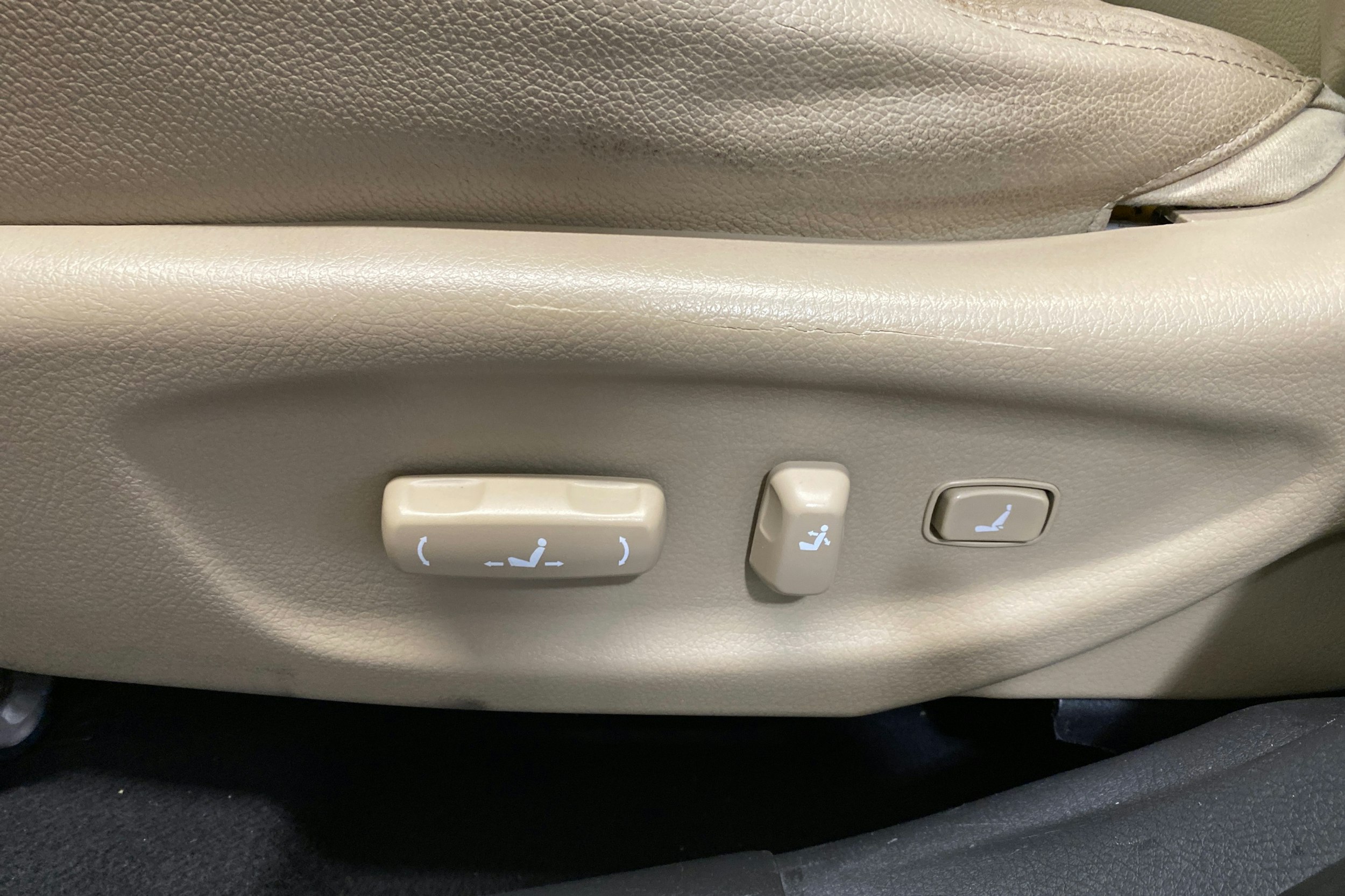 punainen Kia Sorento 2013 kuva 21.