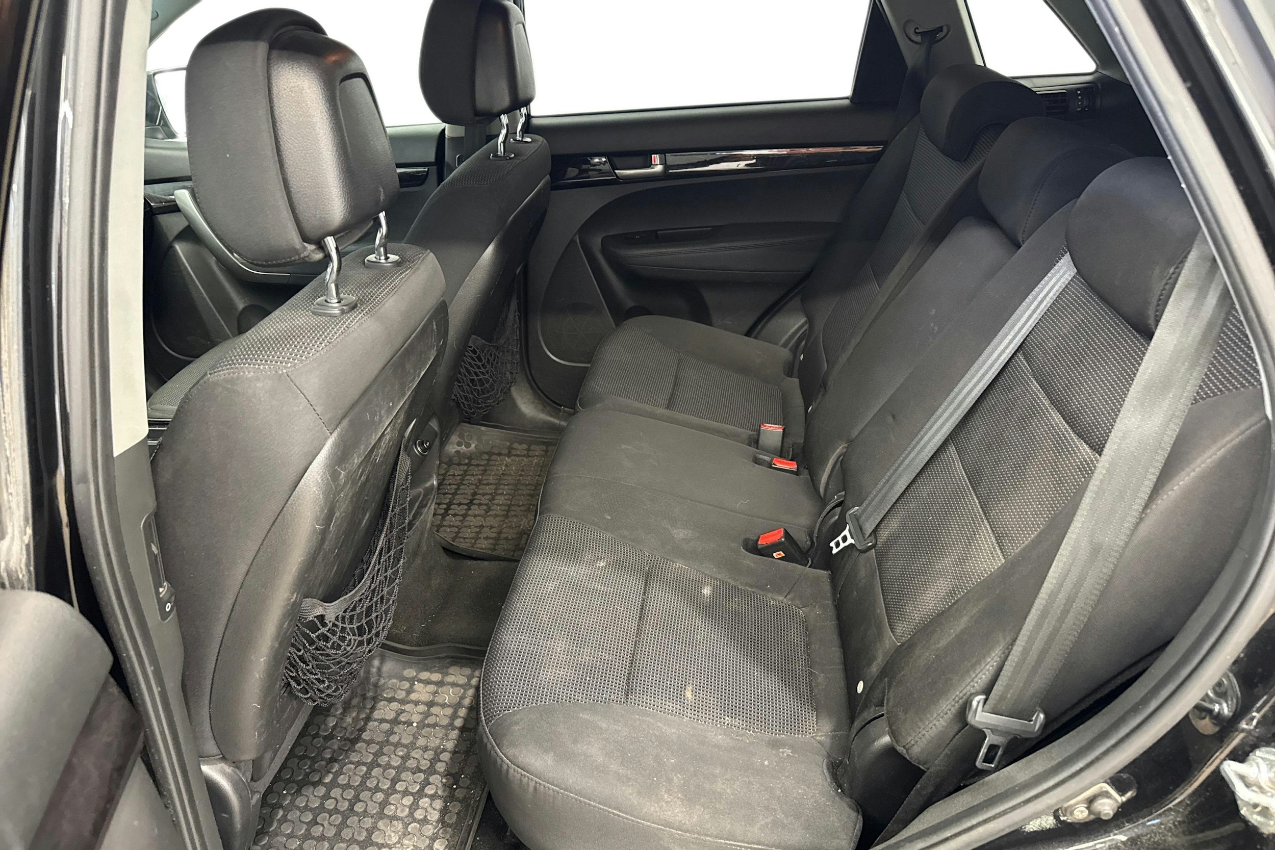 Musta Kia Sorento 2013 kuva 11.