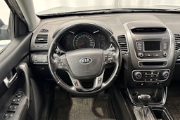 Musta Kia Sorento 2013 kuva 18.