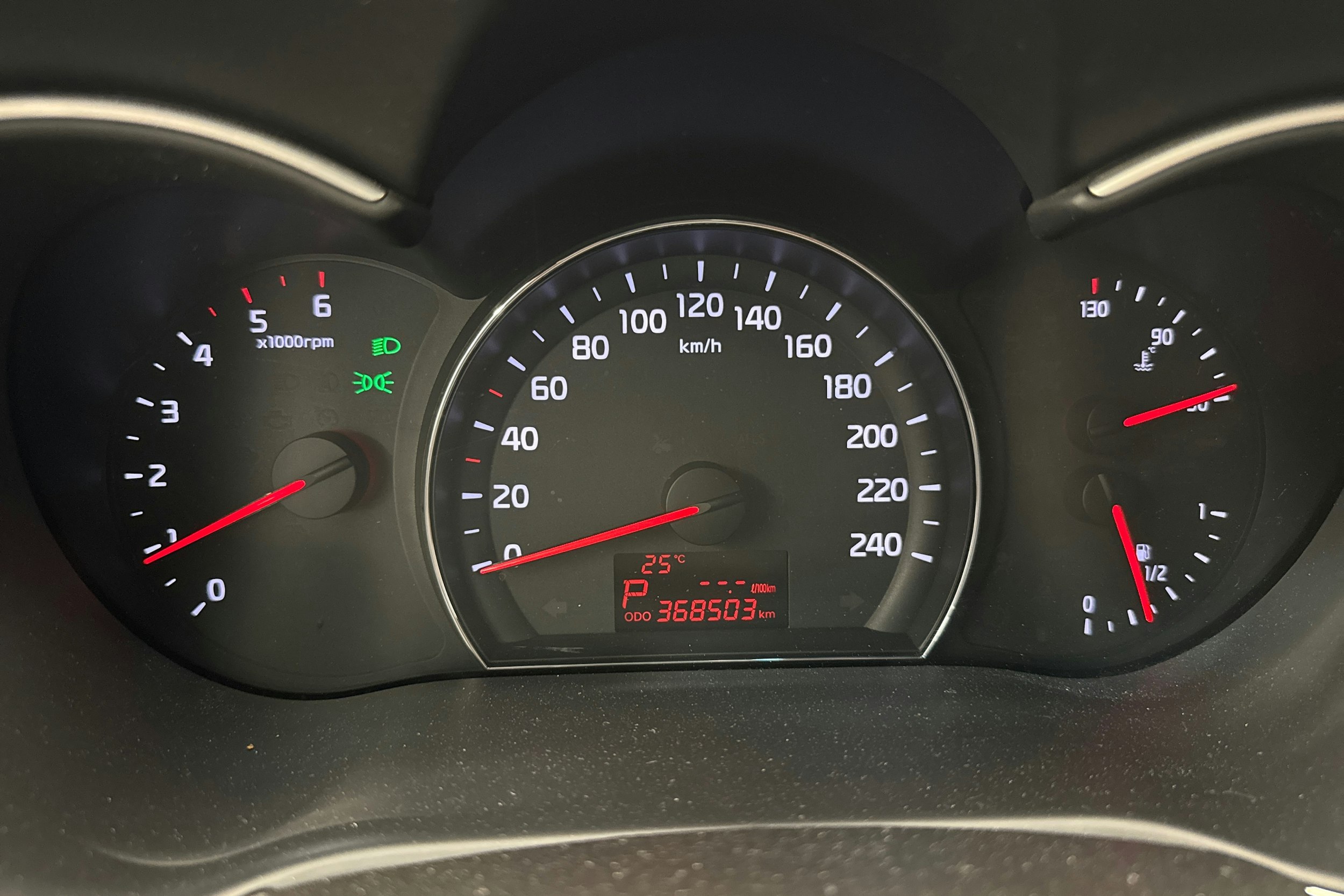 Musta Kia Sorento 2013 kuva 25.