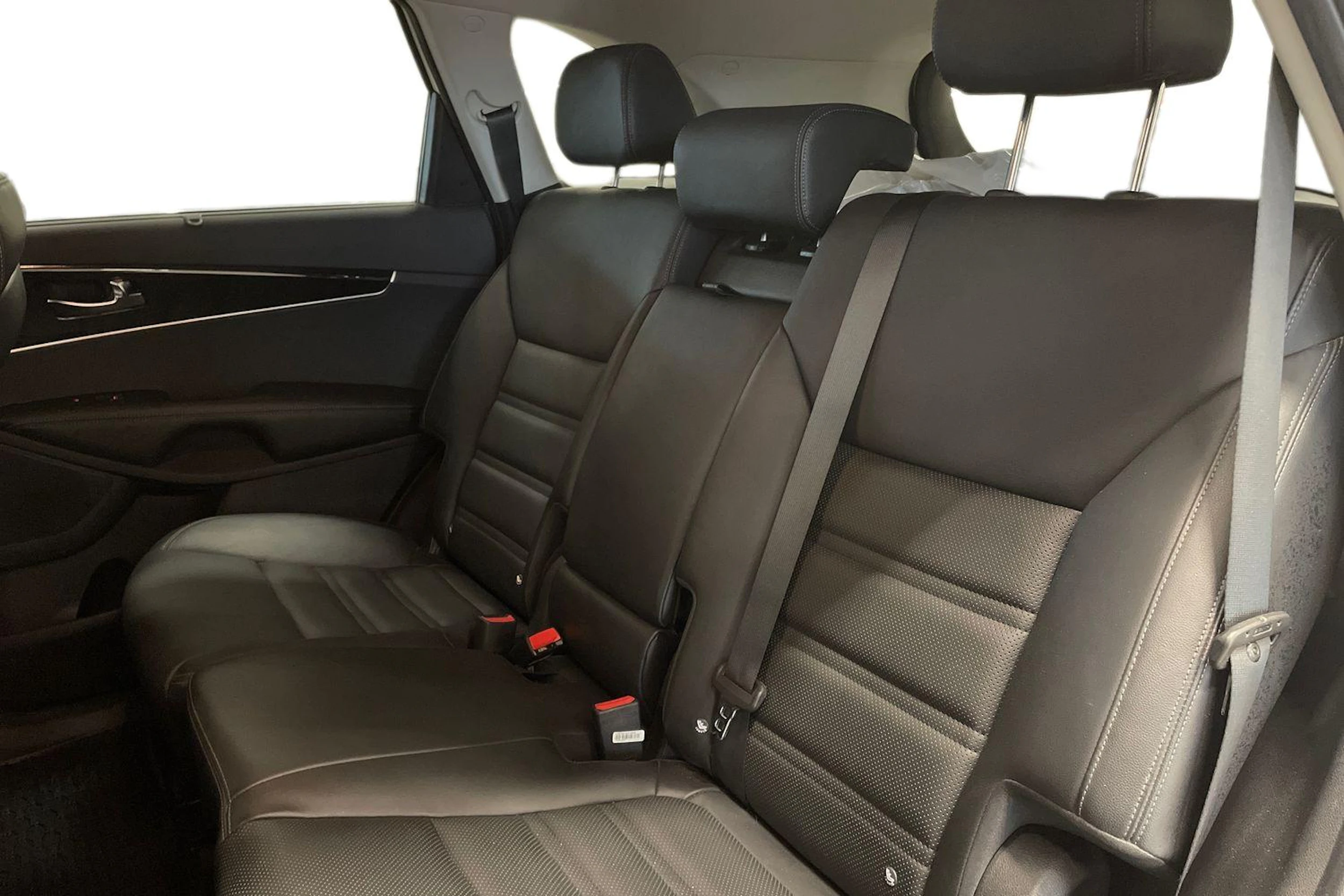 valkoinen Kia Sorento 2015 kuva 8.