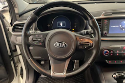 valkoinen Kia Sorento 2015 kuva 11.