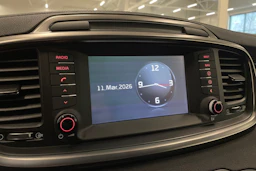 valkoinen Kia Sorento 2015 kuva 16.