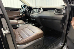 musta Kia Sorento 2015 kuva 15.