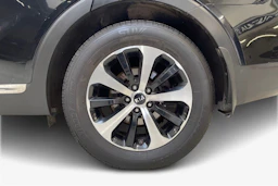 musta Kia Sorento 2016 kuva 9.