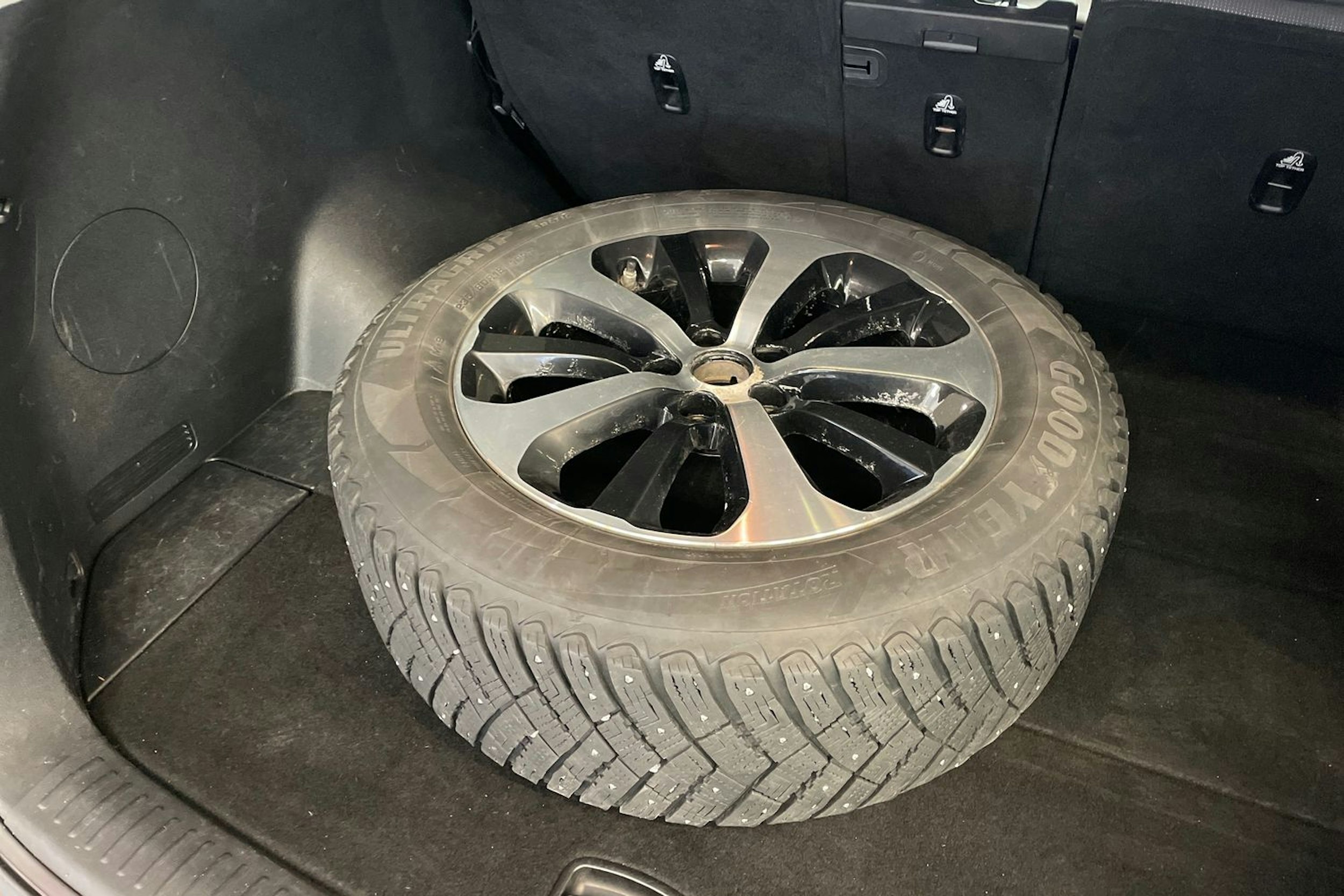 Ruskea (beige) Kia Sorento 2016 kuva 13.