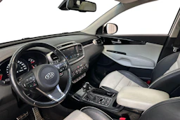 valkoinen Kia Sorento 2017 kuva 6.
