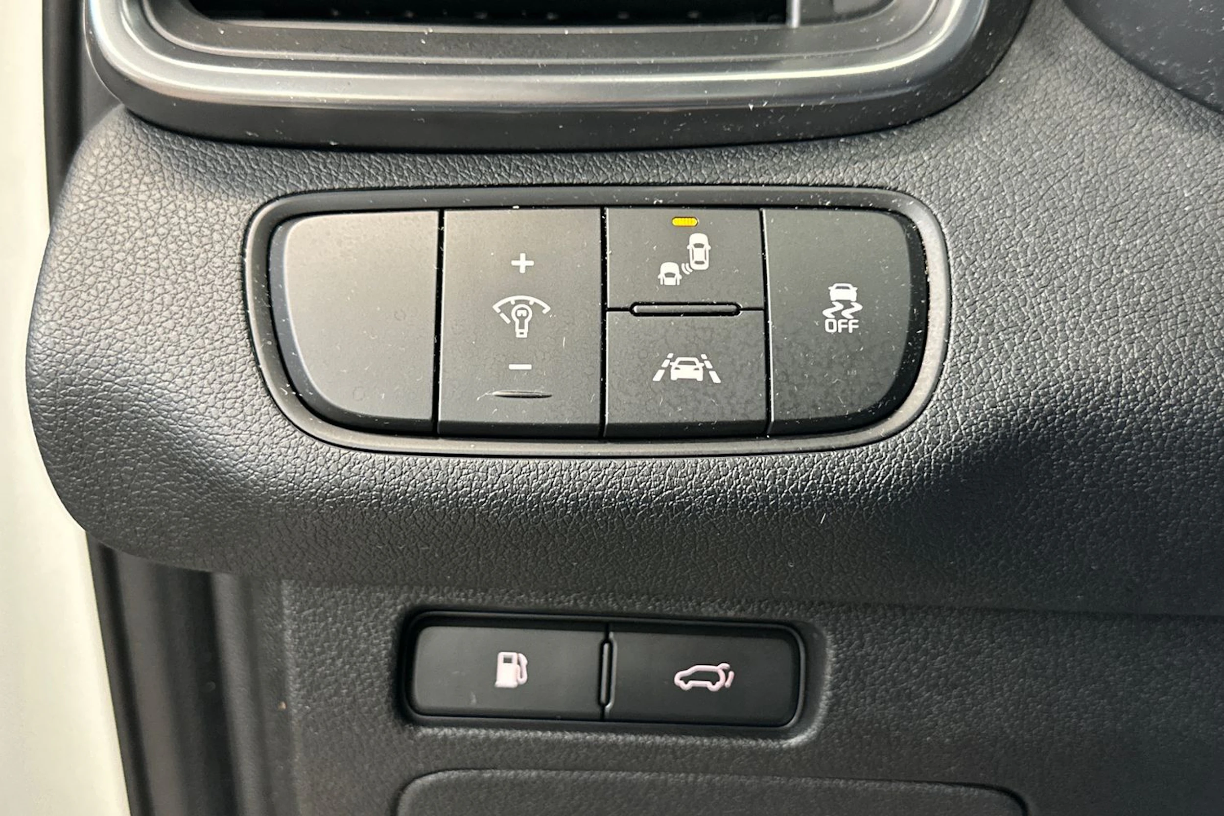 valkoinen Kia Sorento 2017 kuva 17.