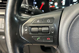 valkoinen Kia Sorento 2017 kuva 18.