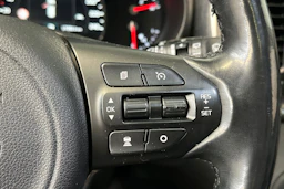 valkoinen Kia Sorento 2017 kuva 19.