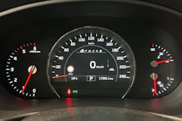 valkoinen Kia Sorento 2017 kuva 20.