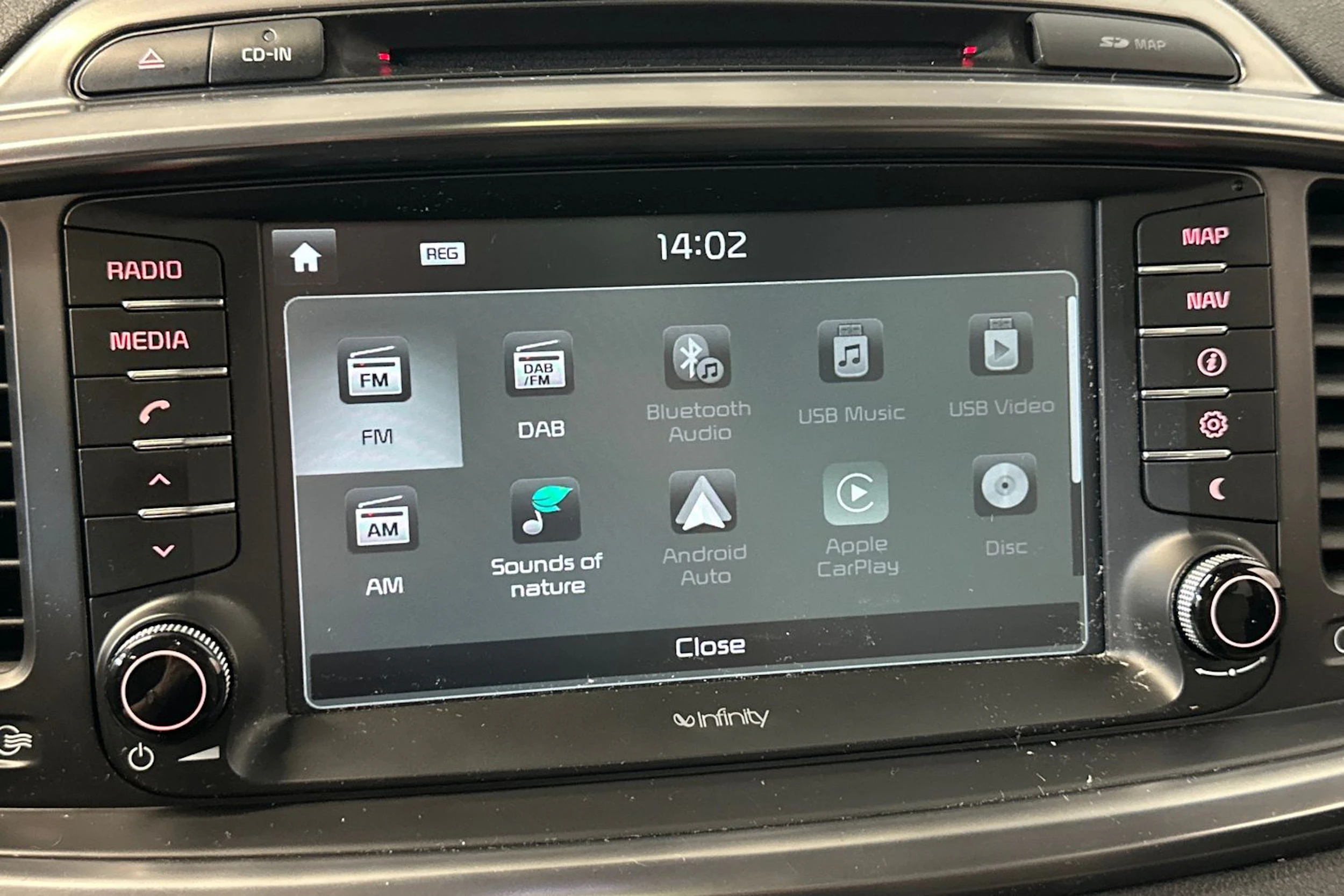 valkoinen Kia Sorento 2017 kuva 25.