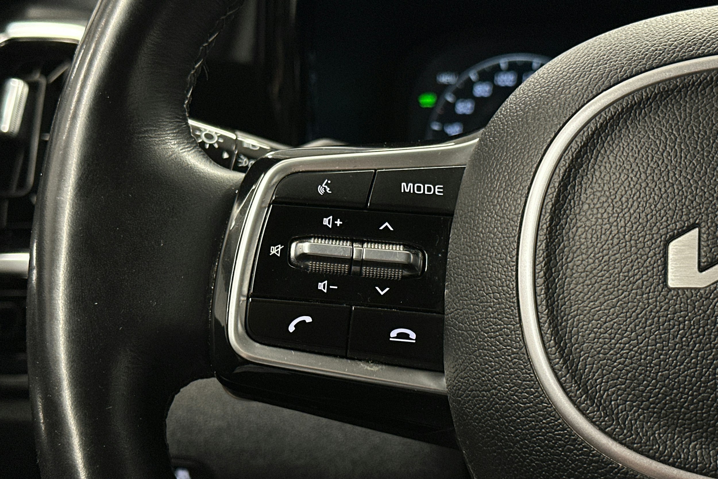 valkoinen Kia Sorento 2022 kuva 22.