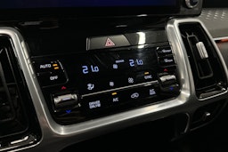 valkoinen Kia Sorento 2022 kuva 30.