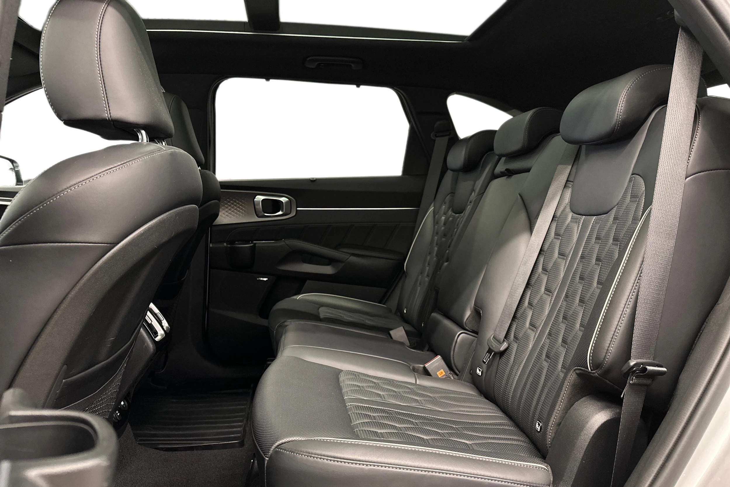 hopea Kia Sorento 2023 kuva 8.