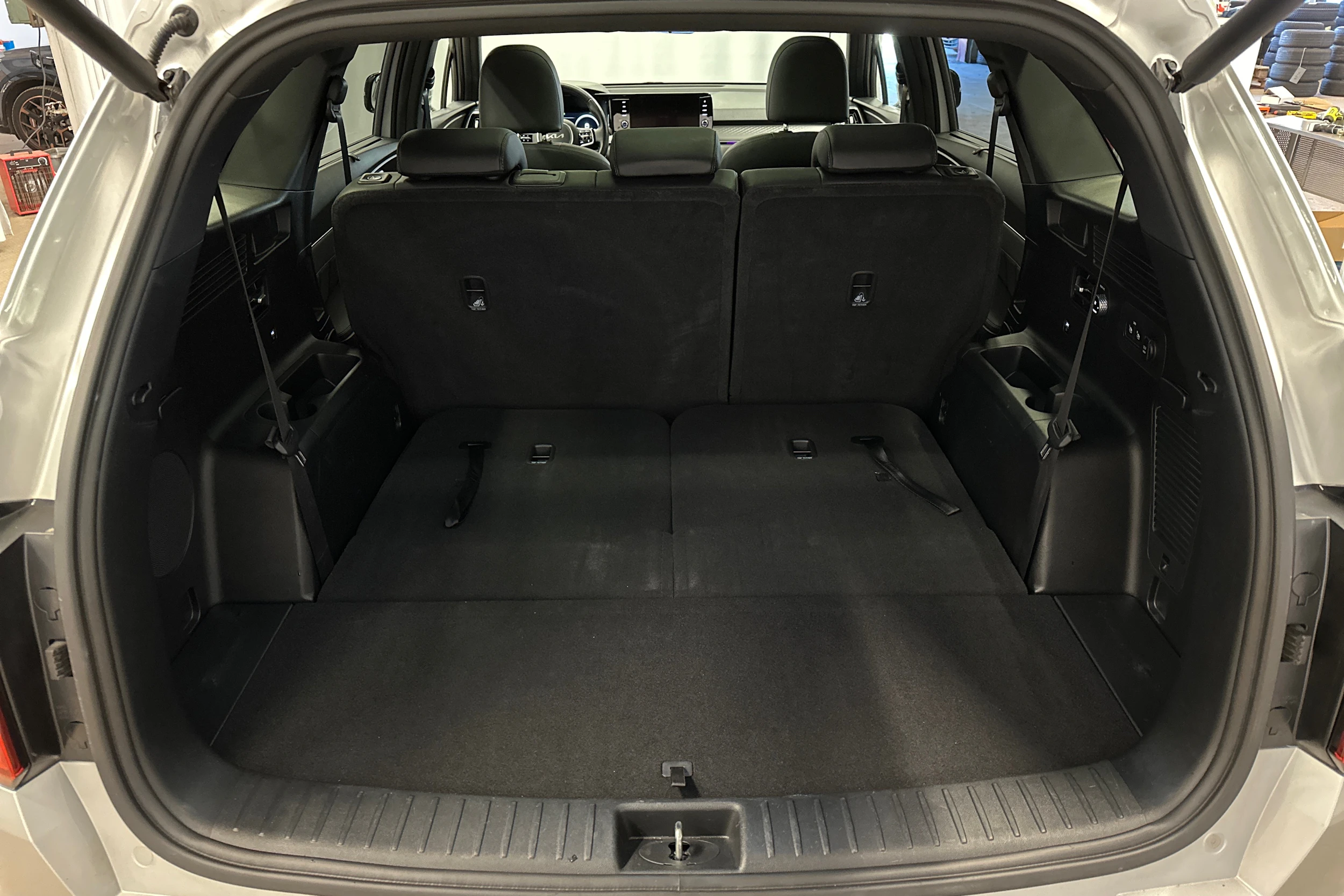 hopea Kia Sorento 2023 kuva 12.