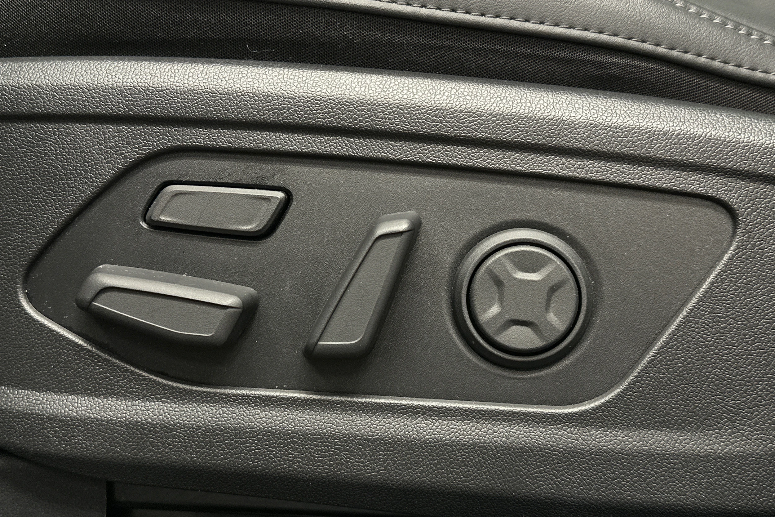 hopea Kia Sorento 2023 kuva 17.