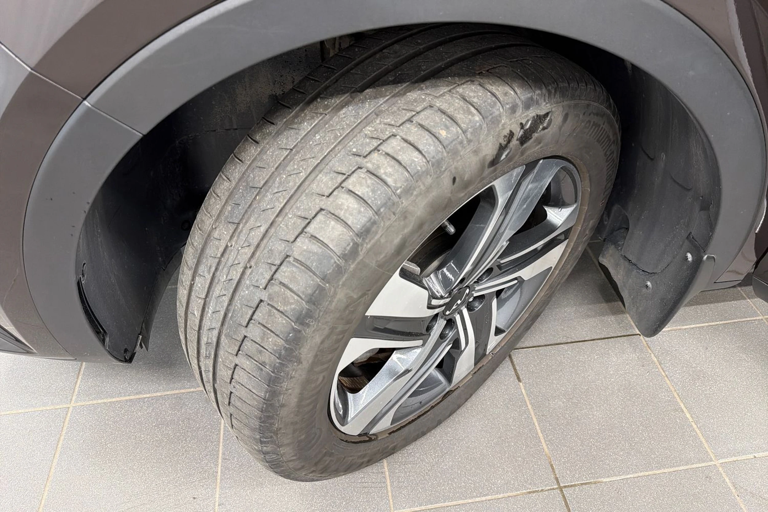 Ruskea (beige) Kia Sorento 2023 kuva 13.