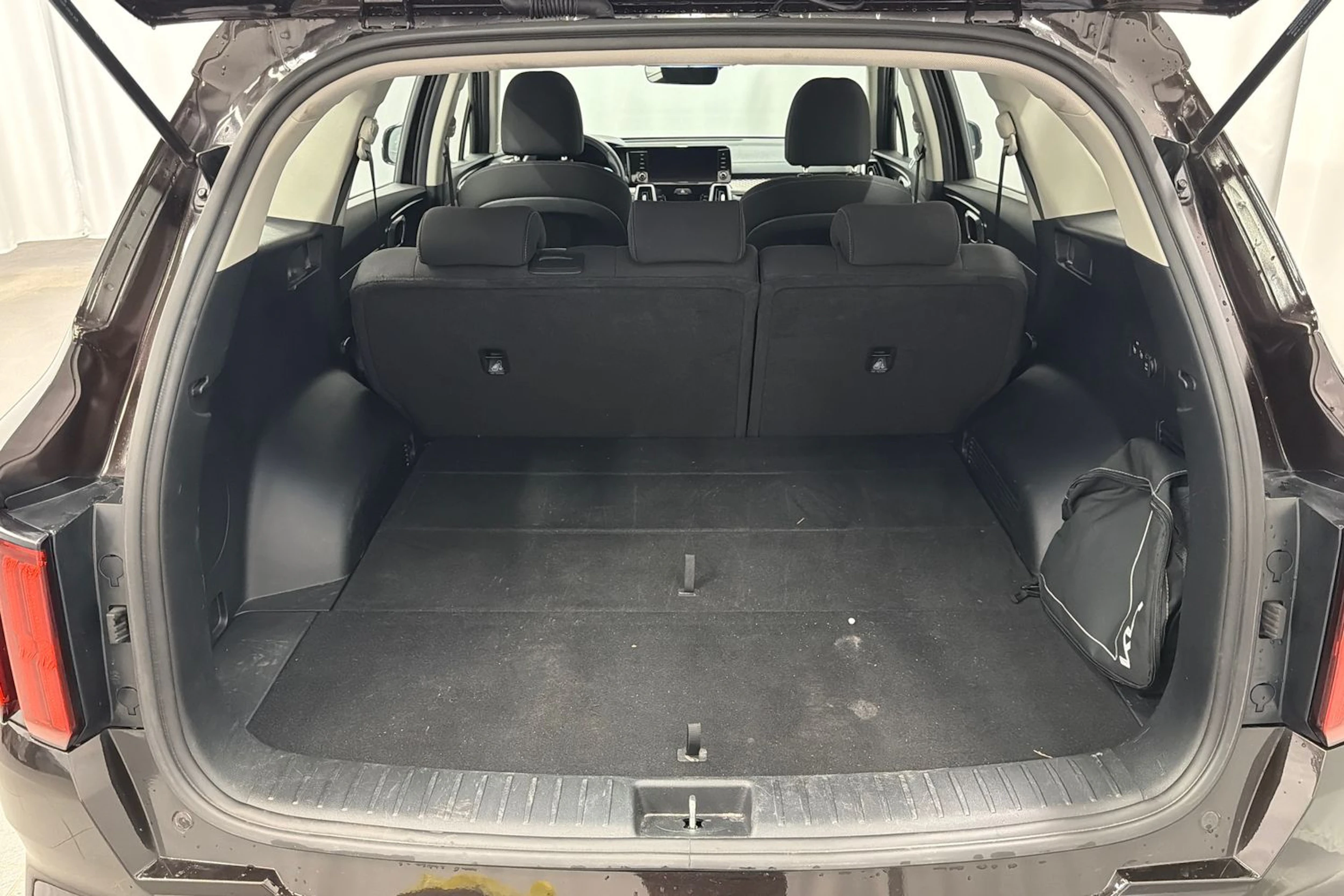 Ruskea (beige) Kia Sorento 2023 kuva 17.
