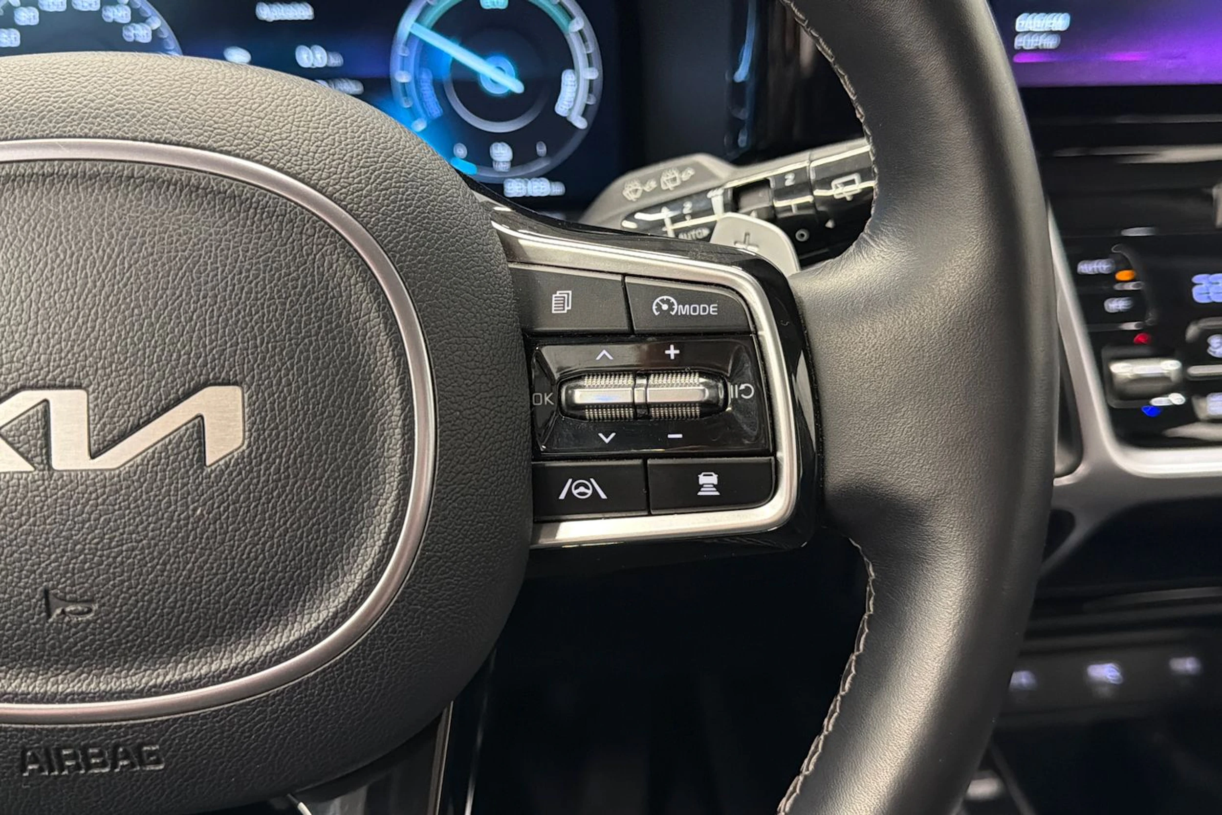 Ruskea (beige) Kia Sorento 2023 kuva 21.