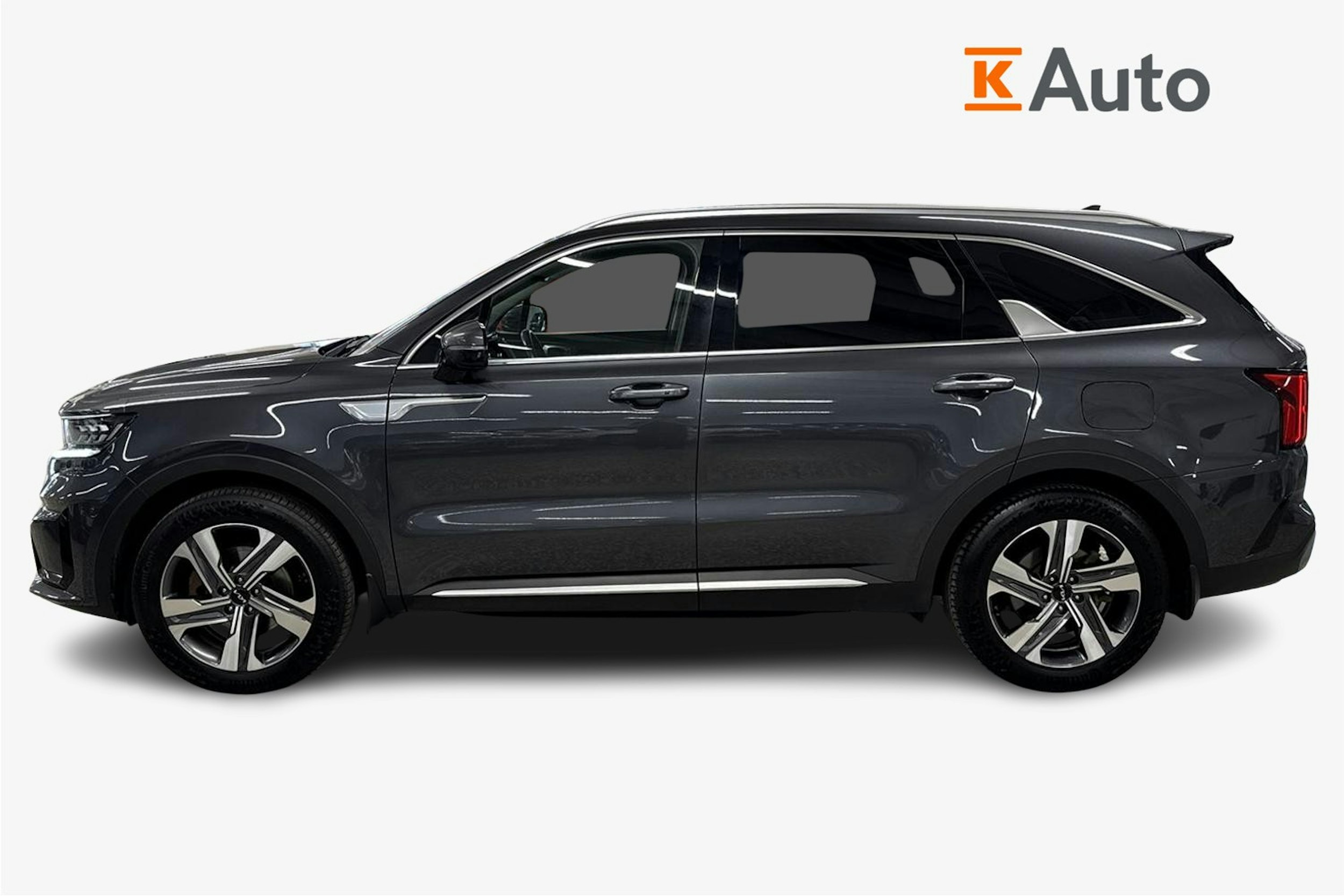 harmaa Kia Sorento 2023 kuva 6.