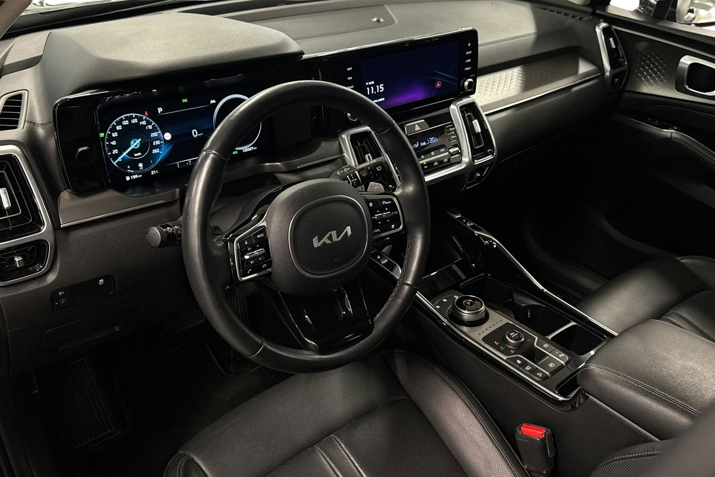 harmaa Kia Sorento 2023 kuva 7.