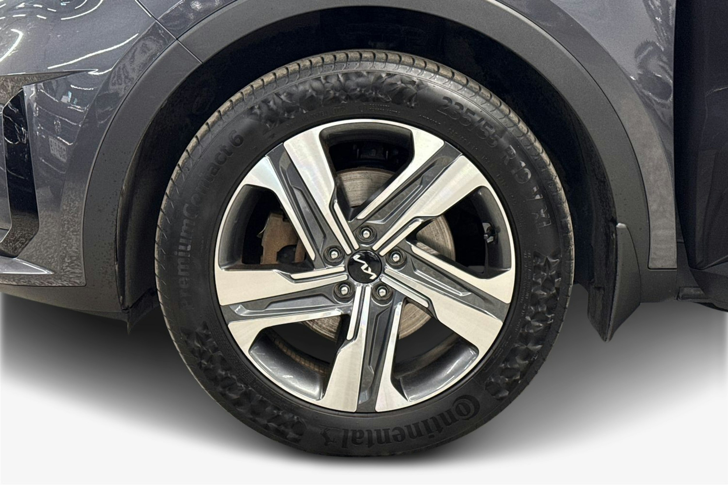 harmaa Kia Sorento 2023 kuva 11.