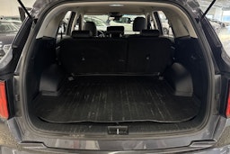 harmaa Kia Sorento 2023 kuva 30.
