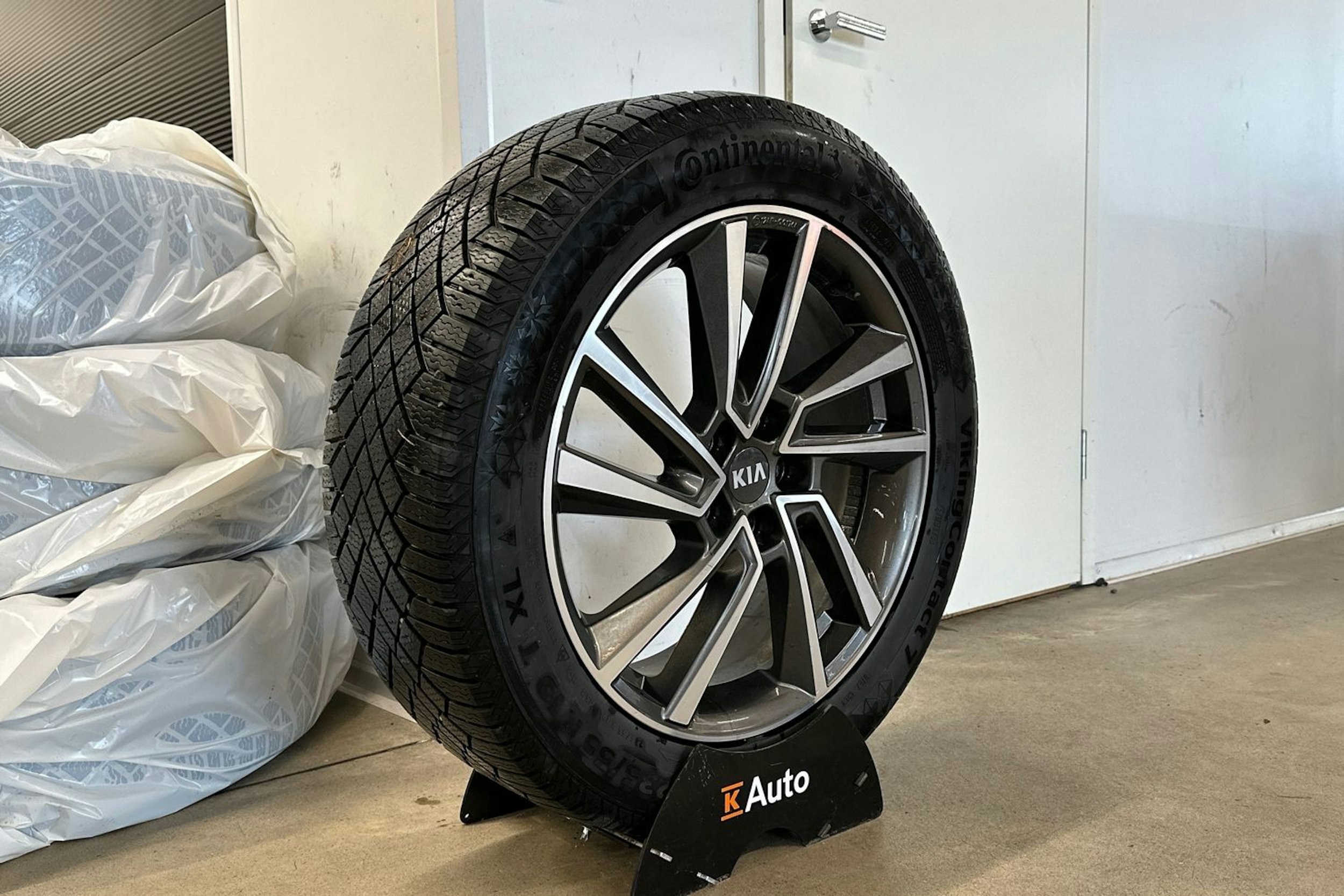 musta Kia Sorento 2023 kuva 13.