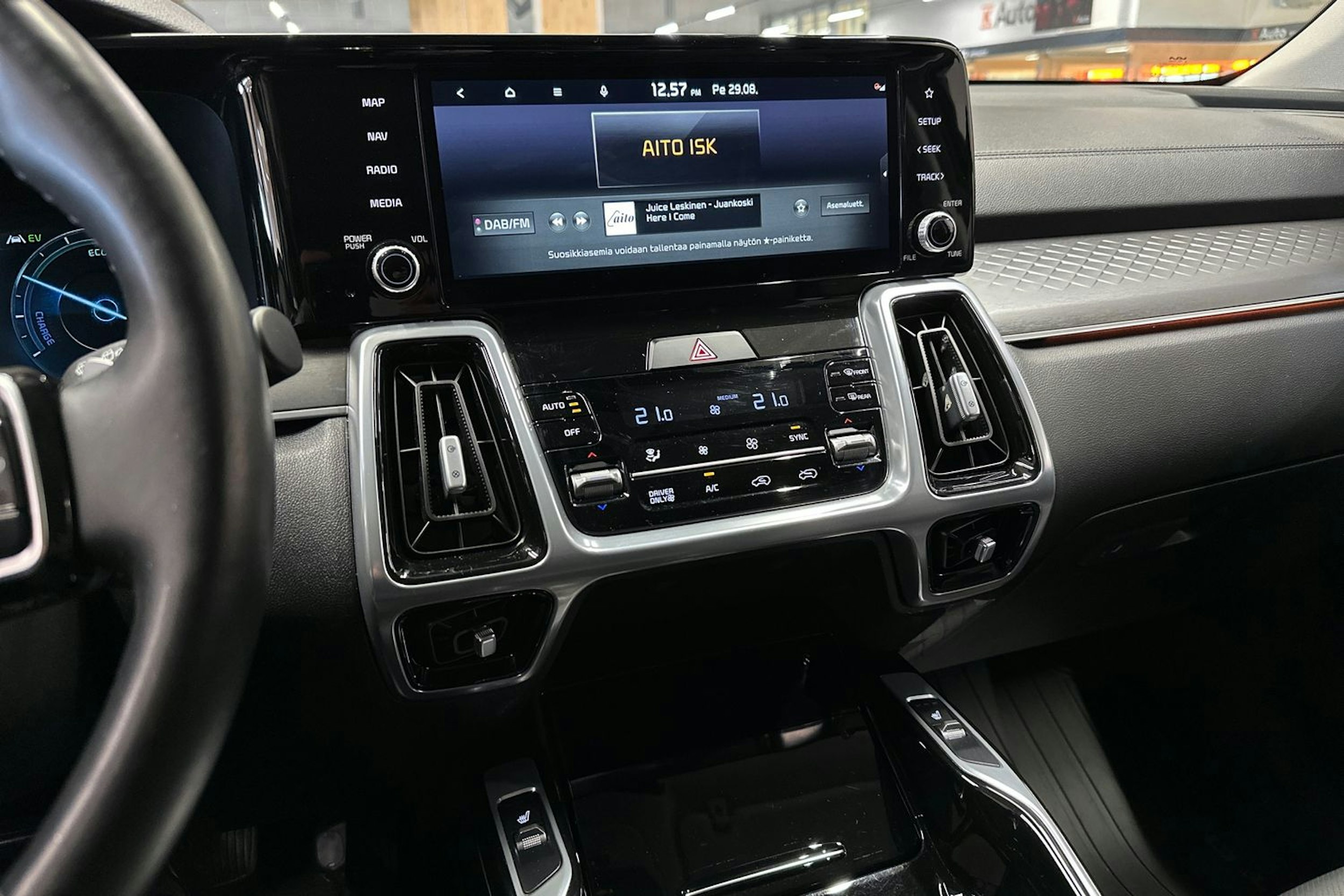 musta Kia Sorento 2023 kuva 25.