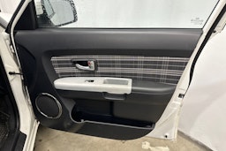 valkoinen Kia Soul 2012 kuva 19.