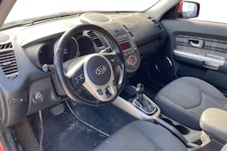 Punainen Kia Soul 2014 kuva 3.