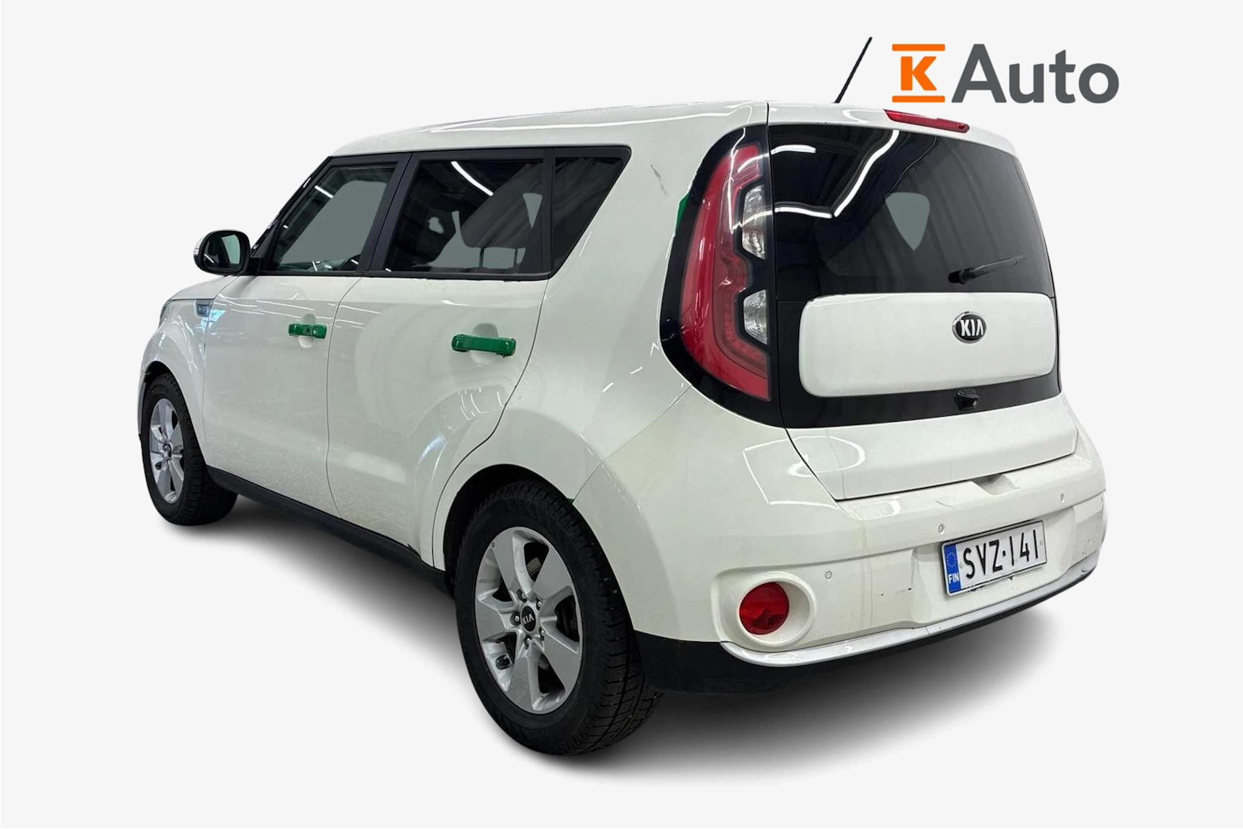 Valkoinen Kia Soul 2019 kuva 2.