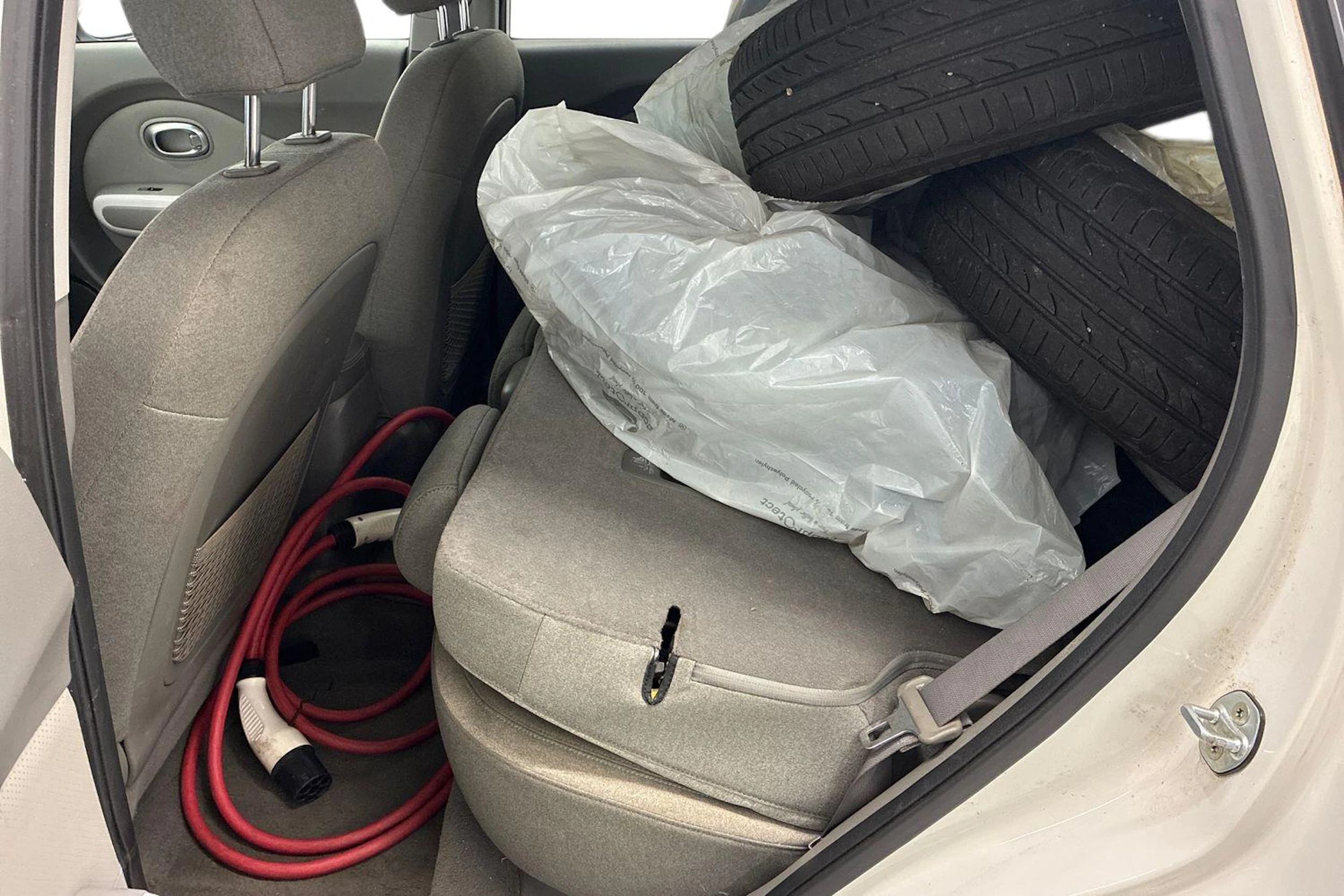Valkoinen Kia Soul 2019 kuva 8.