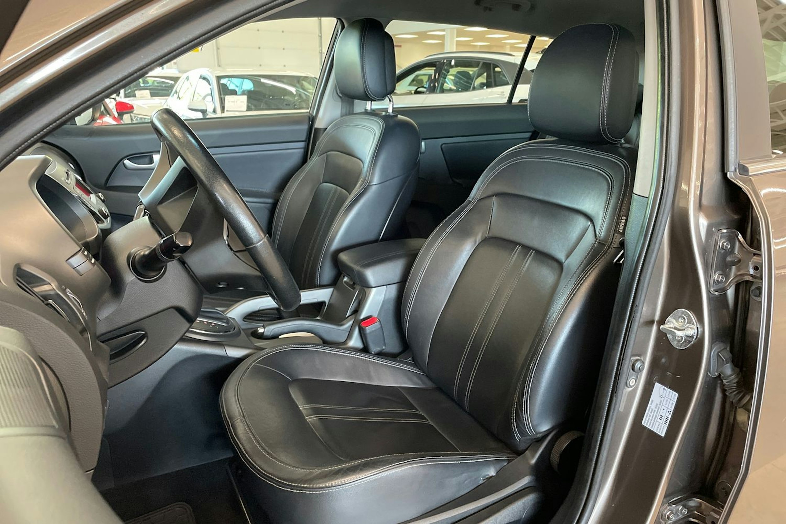 ruskea (beige) Kia Sportage 2011 kuva 14.