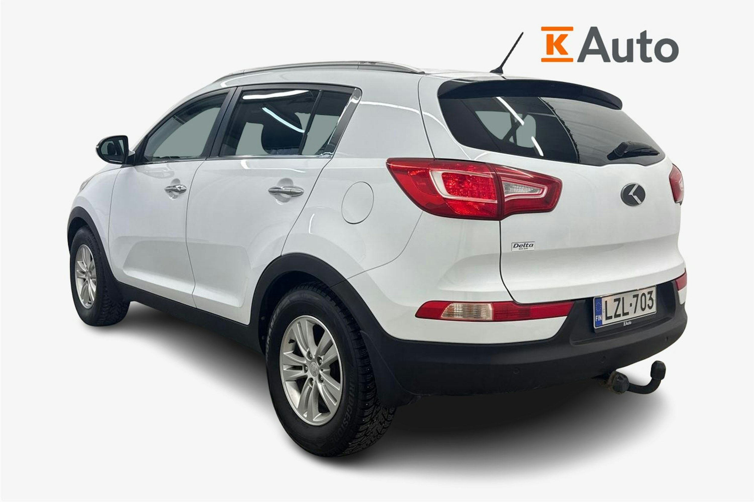 valkoinen Kia Sportage 2011 kuva 2.