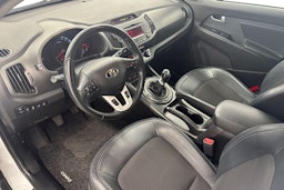 valkoinen Kia Sportage 2011 kuva 7.