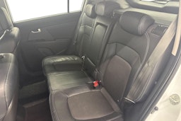 valkoinen Kia Sportage 2011 kuva 10.