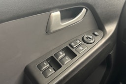 valkoinen Kia Sportage 2011 kuva 20.