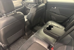 valkoinen Kia Sportage 2011 kuva 23.