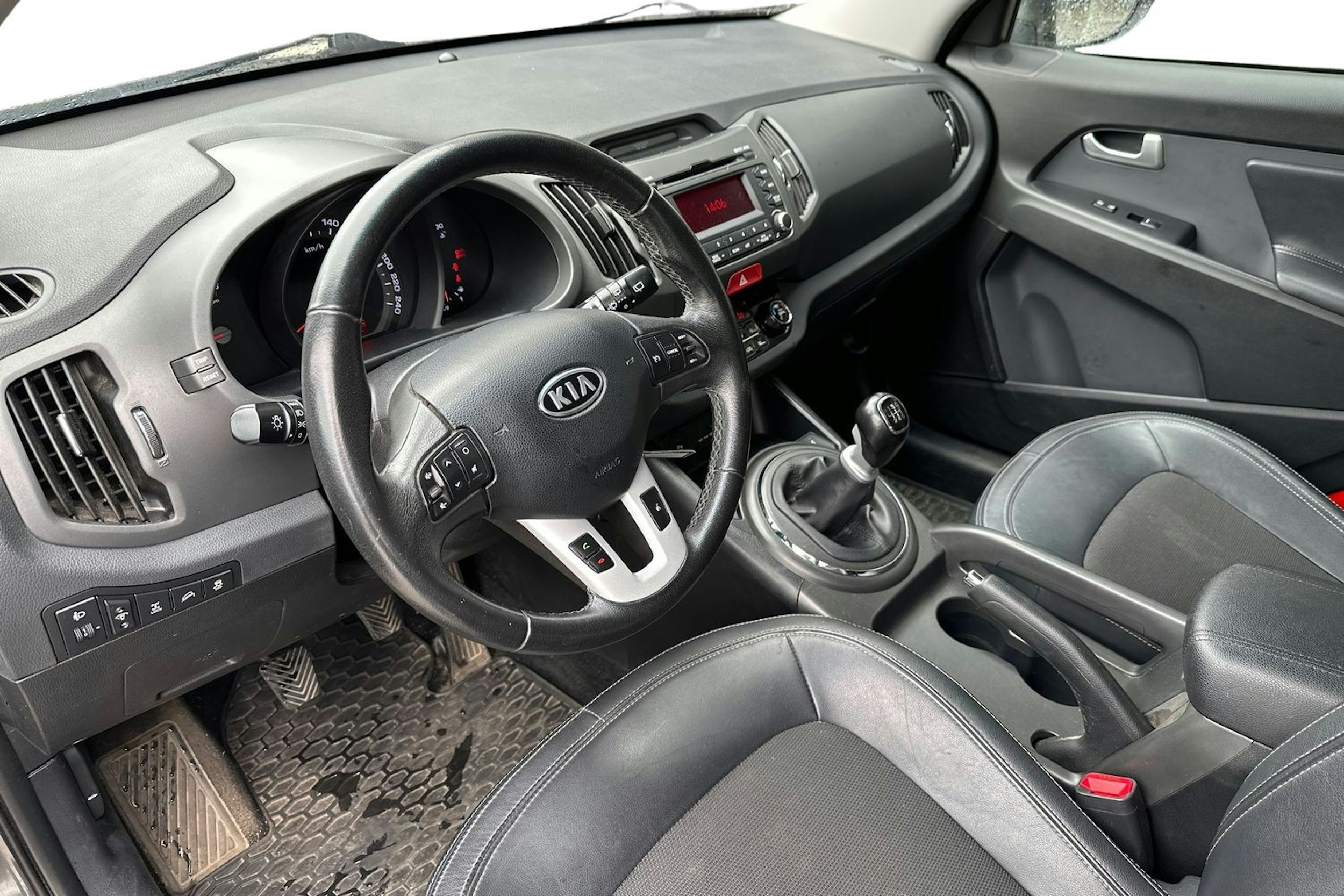 hopea Kia Sportage 2011 kuva 3.
