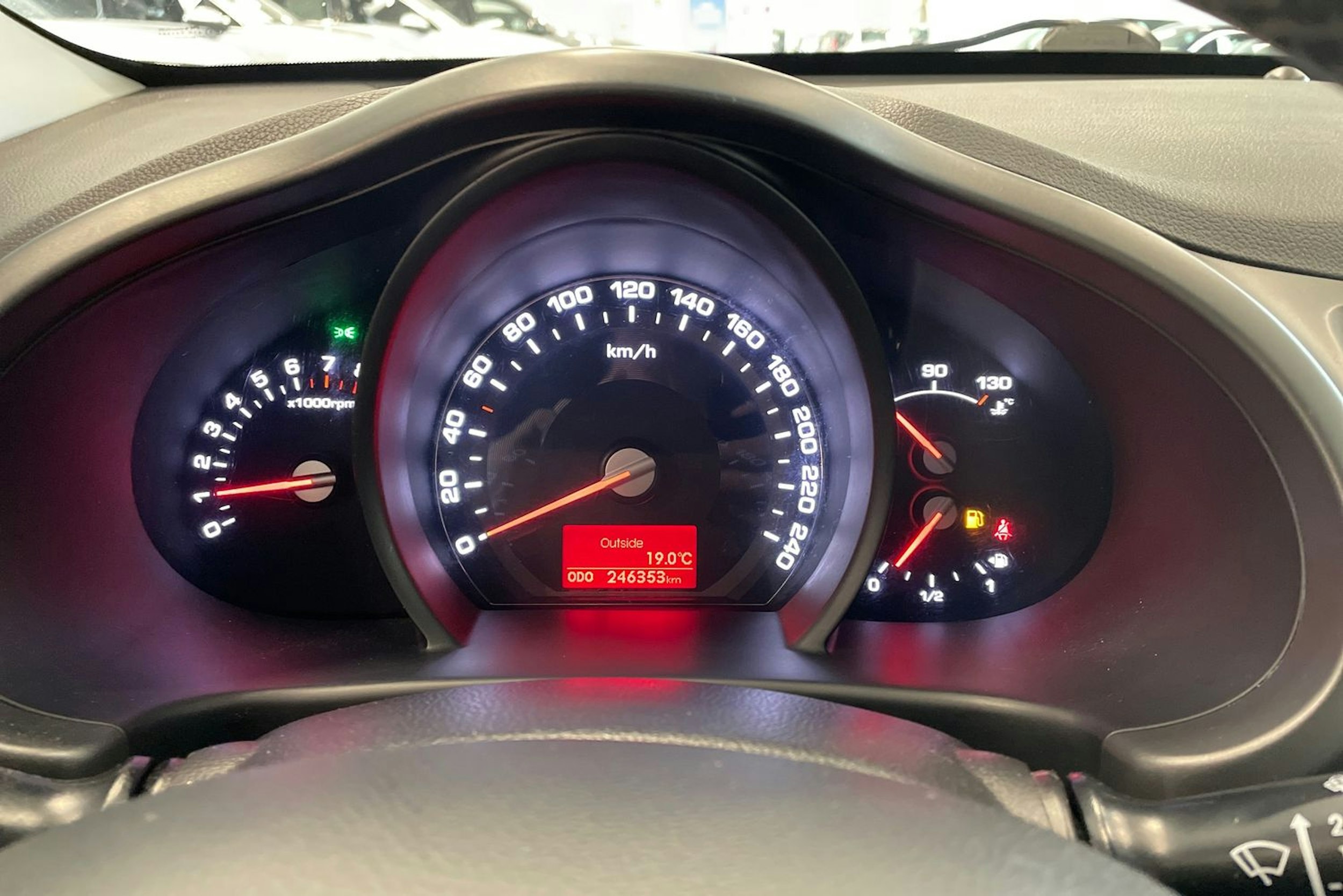 valkoinen Kia Sportage 2011 kuva 16.
