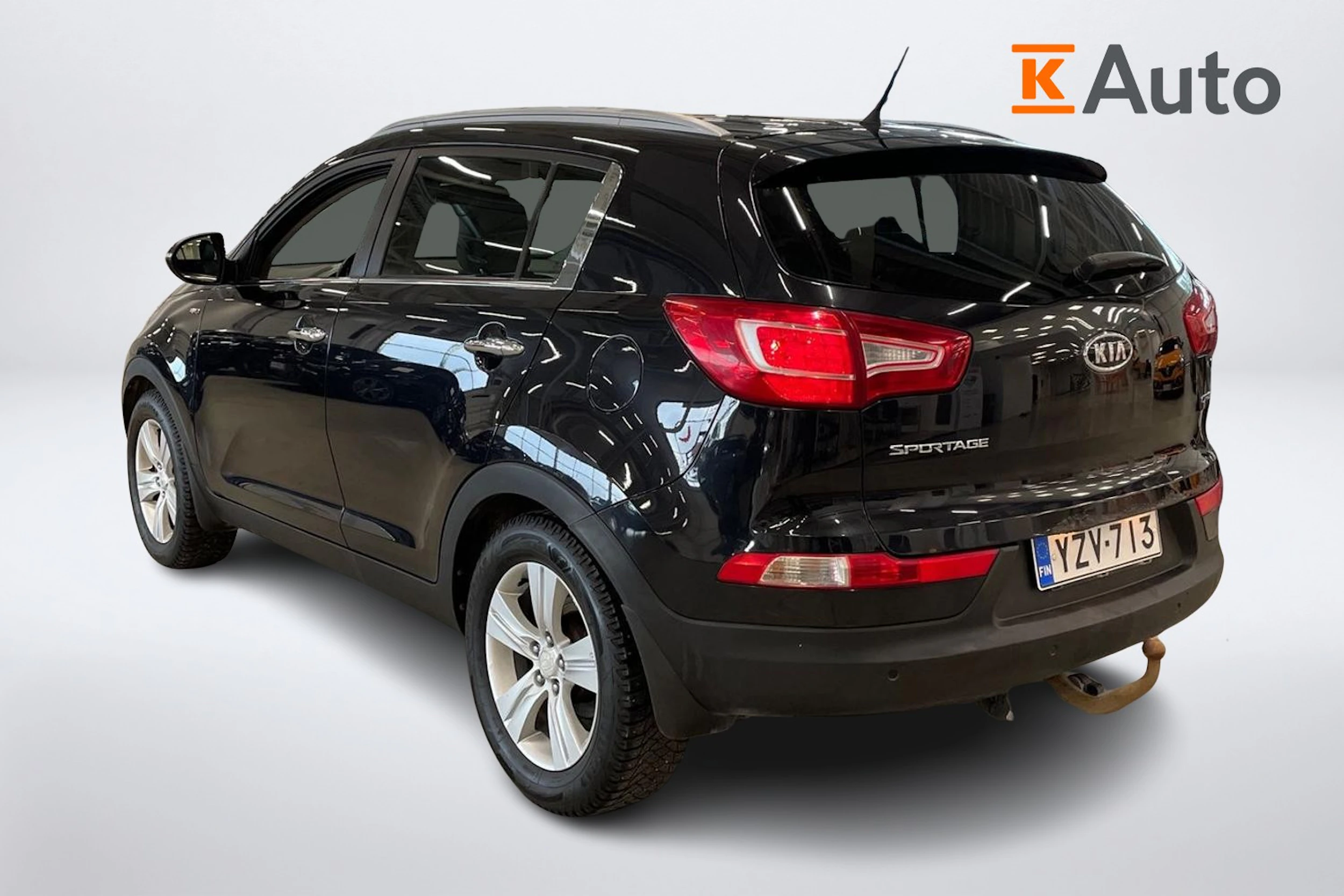 musta Kia Sportage 2011 kuva 3.