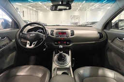musta Kia Sportage 2011 kuva 15.