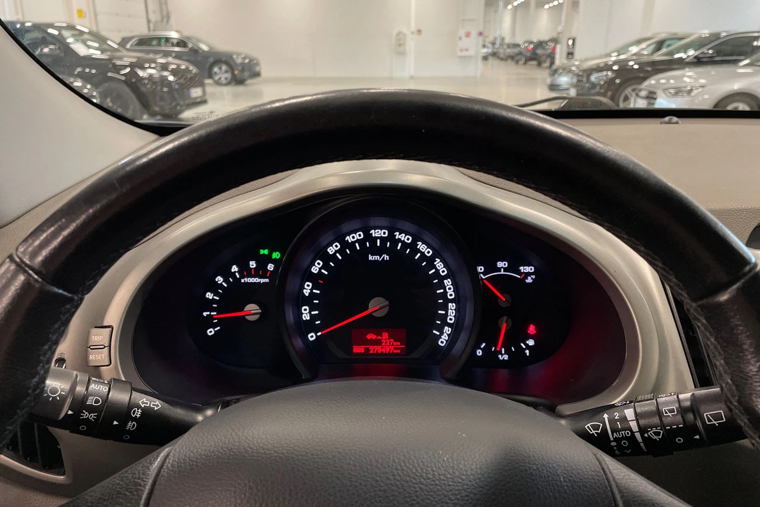 musta Kia Sportage 2011 kuva 18.