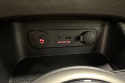 musta Kia Sportage 2011 kuva 22.