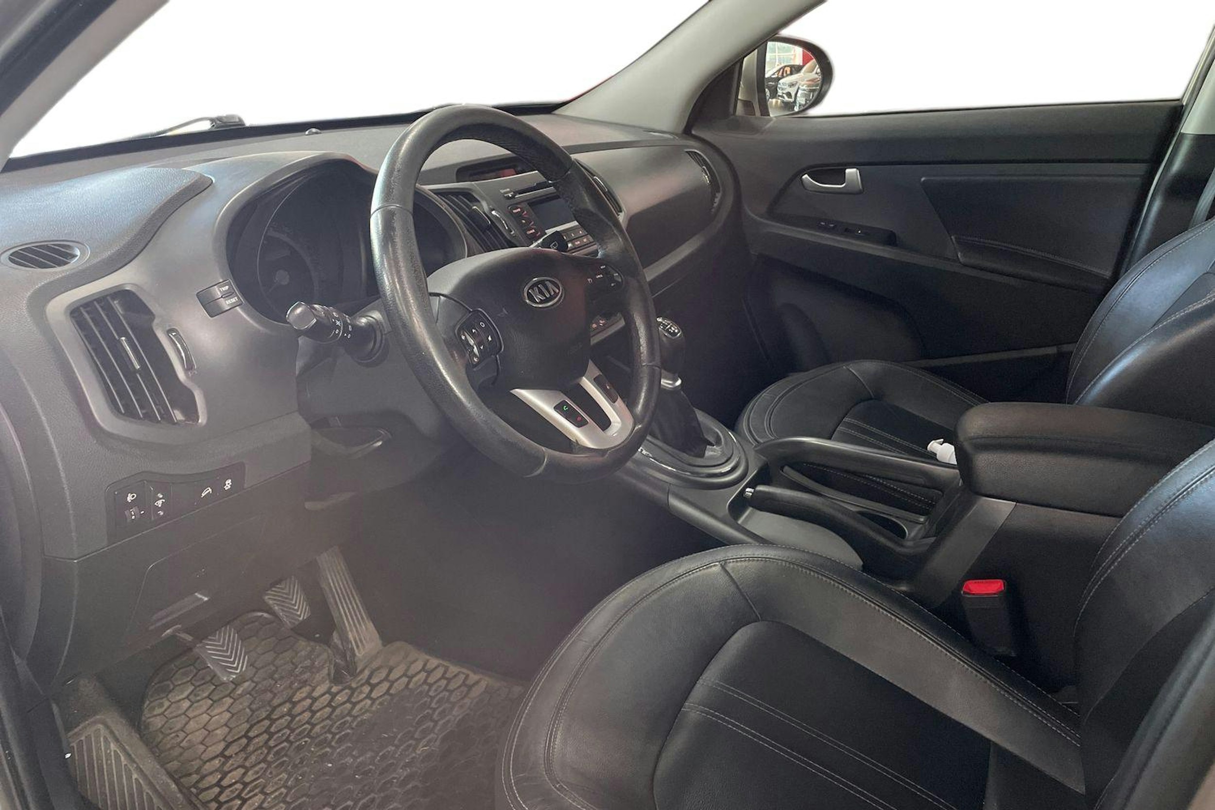 Ruskea (beige) Kia Sportage 2012 kuva 3.