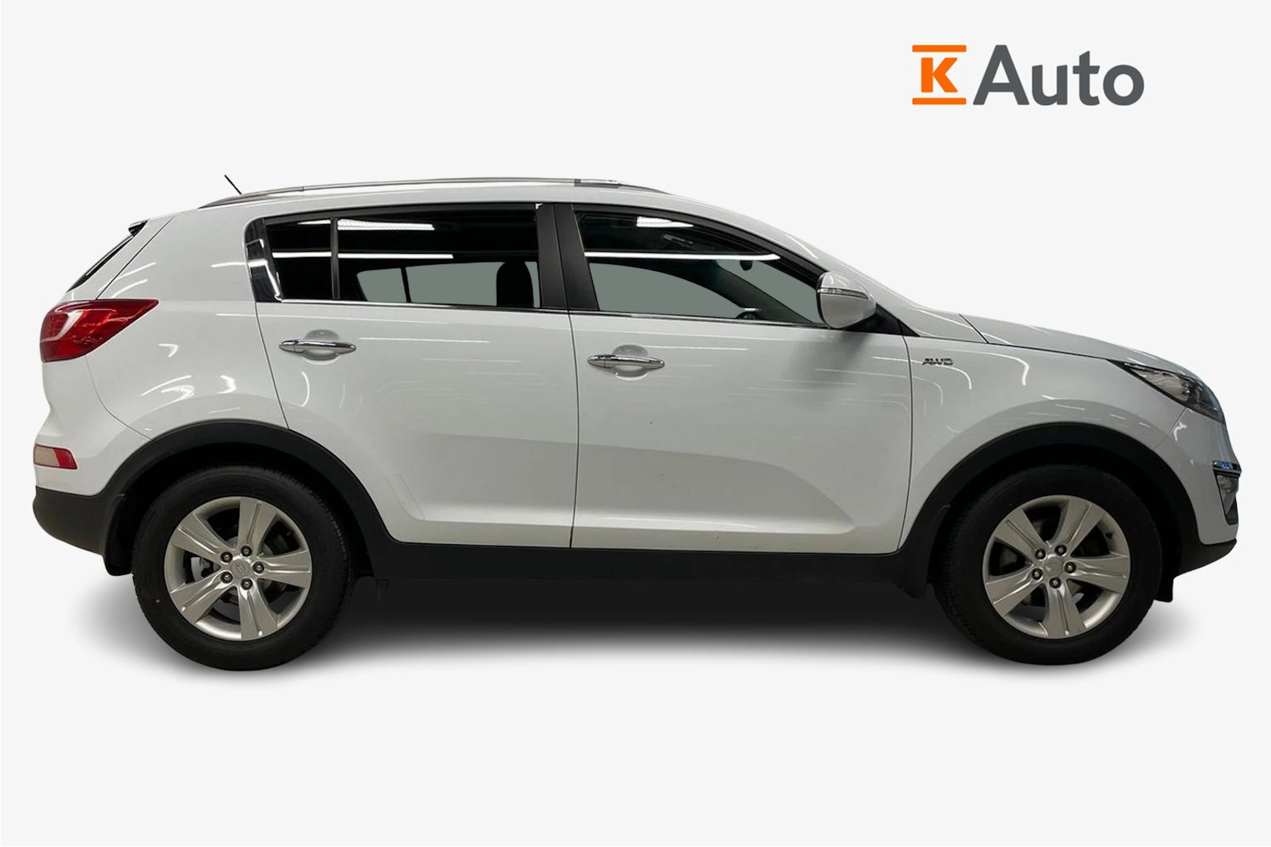 Valkoinen Kia Sportage 2012 kuva 5.