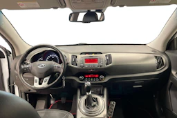 Valkoinen Kia Sportage 2012 kuva 7.